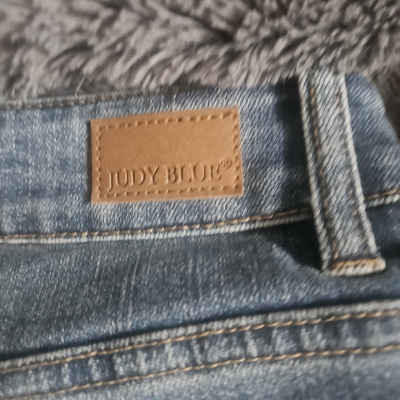 Judy Blue Distressed Denim Shorts - Medium Blue - Picture 3 of 4